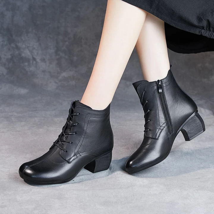 Antonia Women&