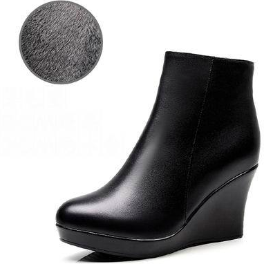 Aranea Women&