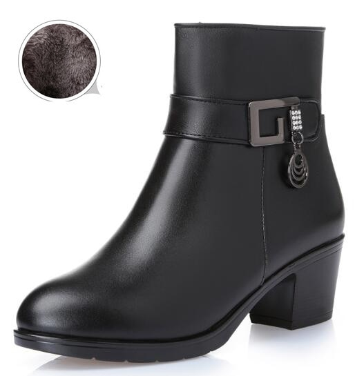 Chandel Women&