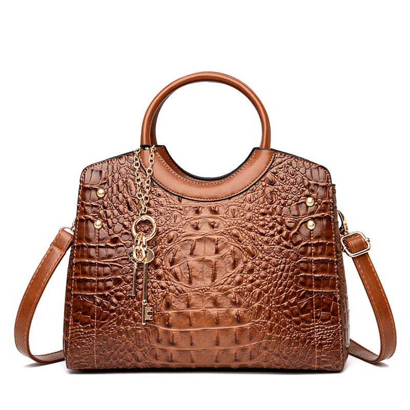 Cheloe Women&