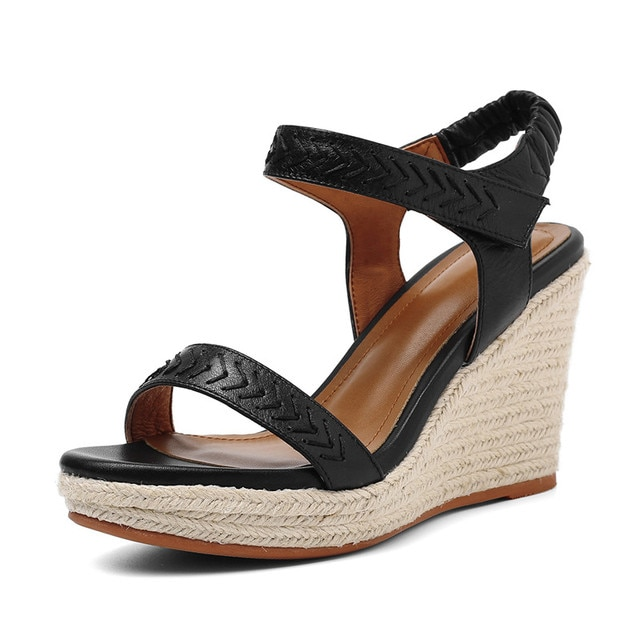Claudia Women&