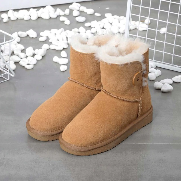 casual leather boots color brown size 9 for women