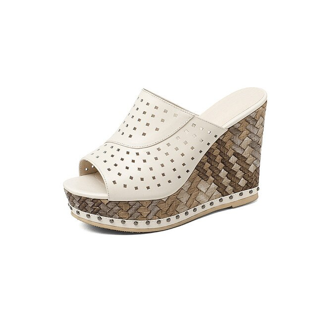 wedges color beige size 5 for women