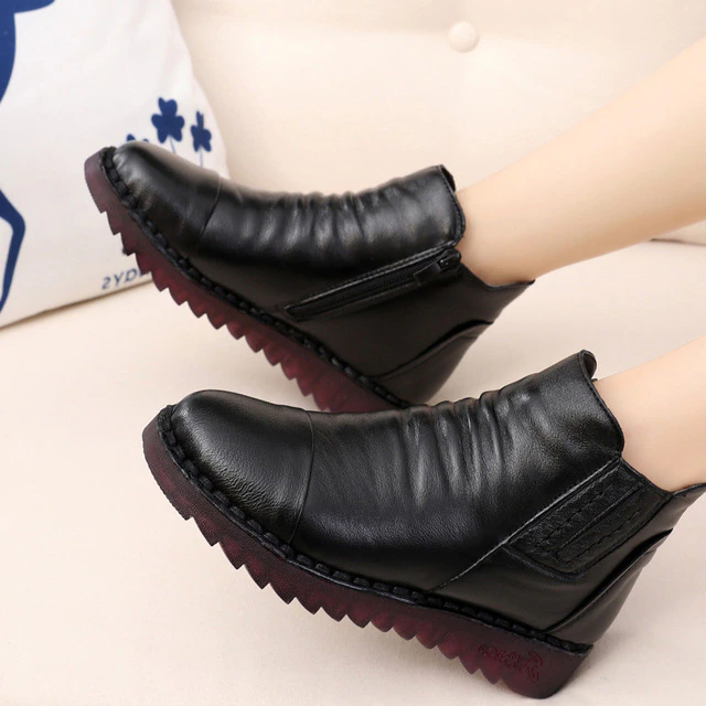 Winter  Boots Color Black Size 8 for Women
