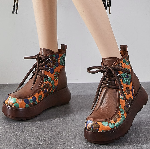 lace up ankle boots color brown size 8 for women