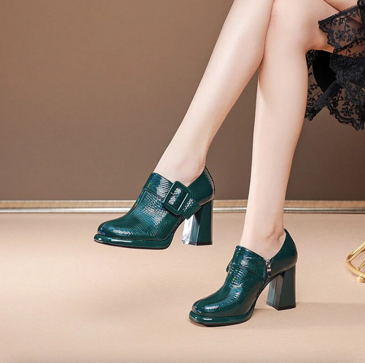 leather pumps shoes color green size 5 for women