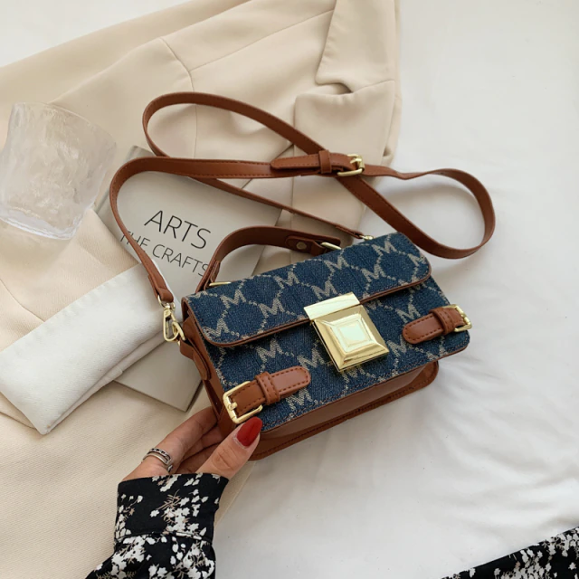 Kelly Women&