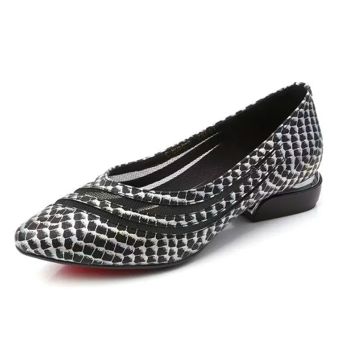 pumps shoes color black size 4.5 for women