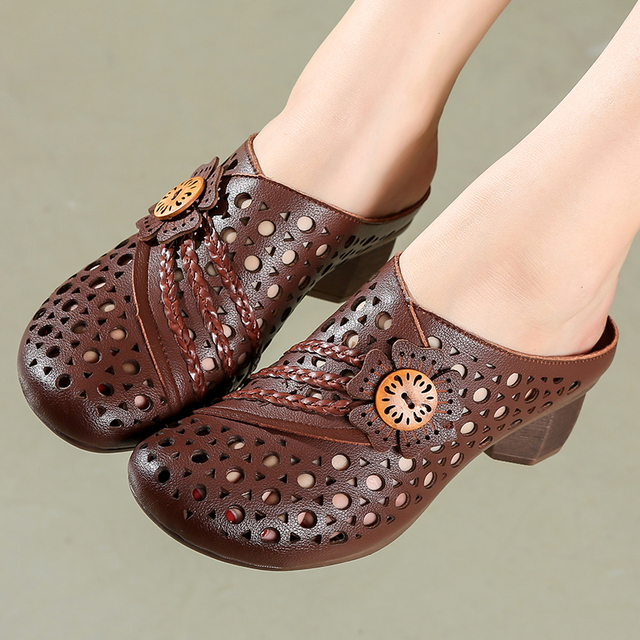 Lindy Women&