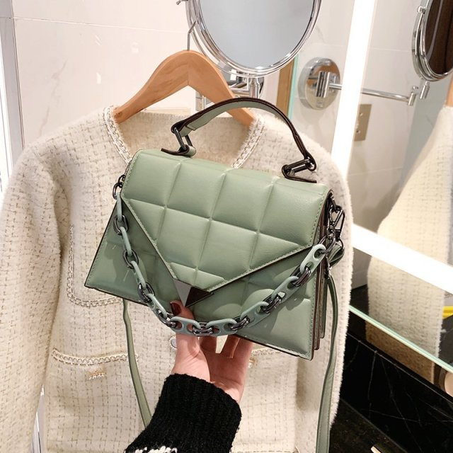 Lotus Women&