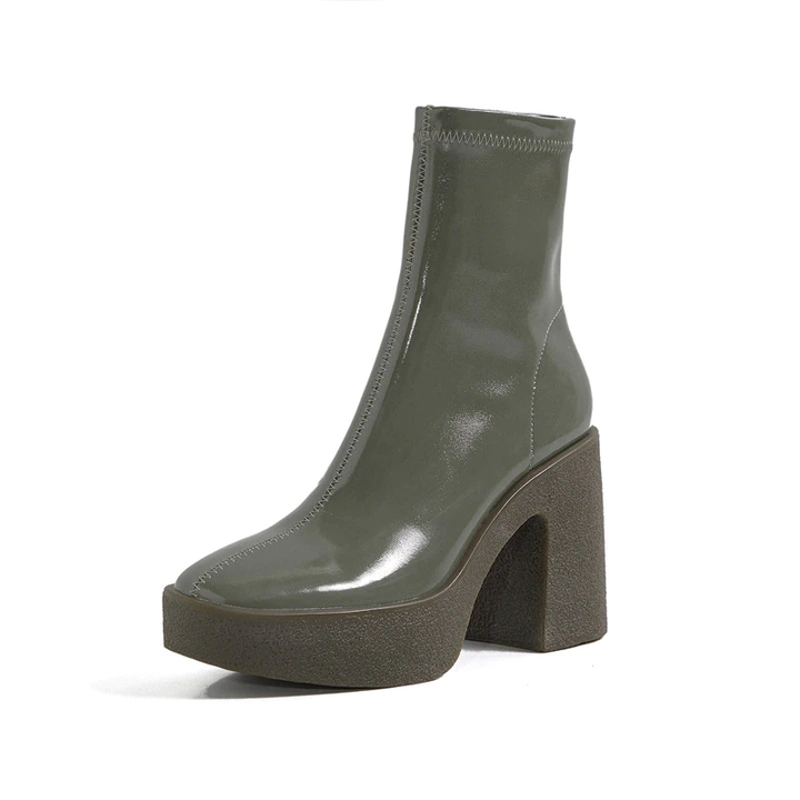 Nakia Women&