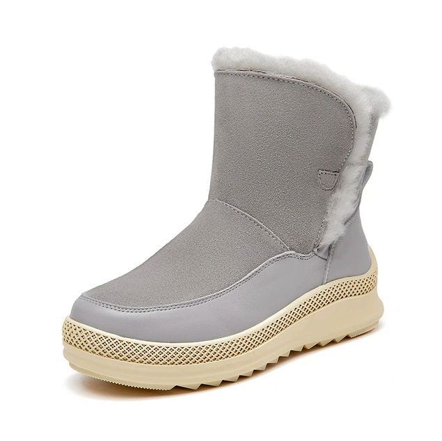 round toe snow boots color gray sise 8.5 for women