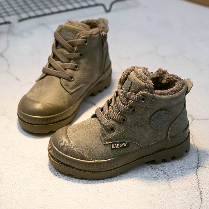 Reiner Boys' Warm Boot