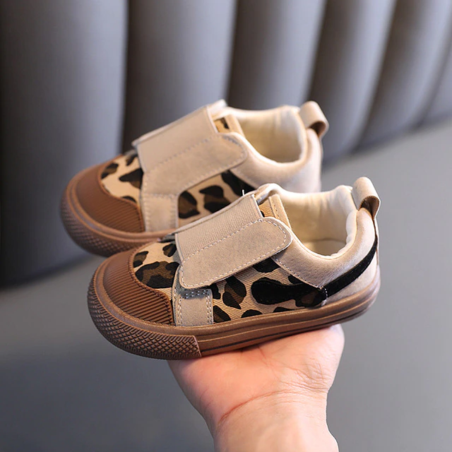 Triana Unisex Kids&