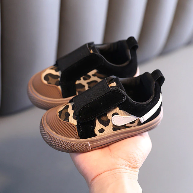 Triana Unisex Kids&