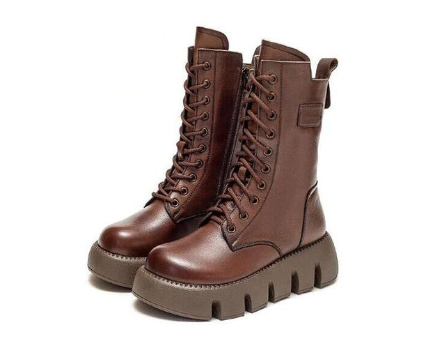 winter boots color brown size 6 for women