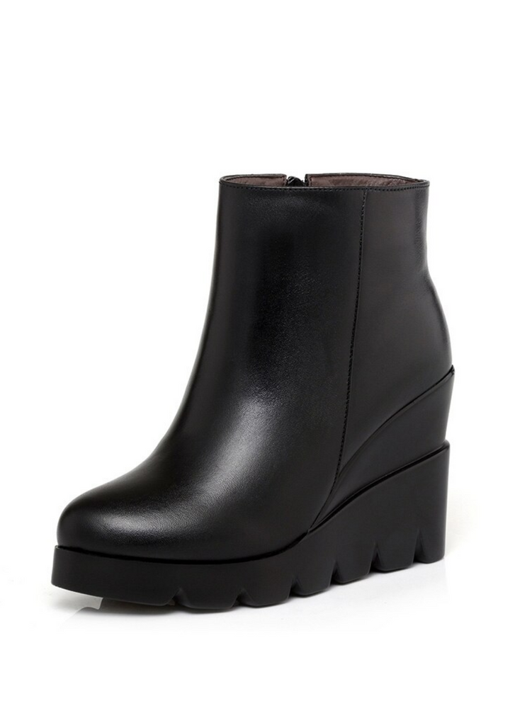 Lucrecia Women&