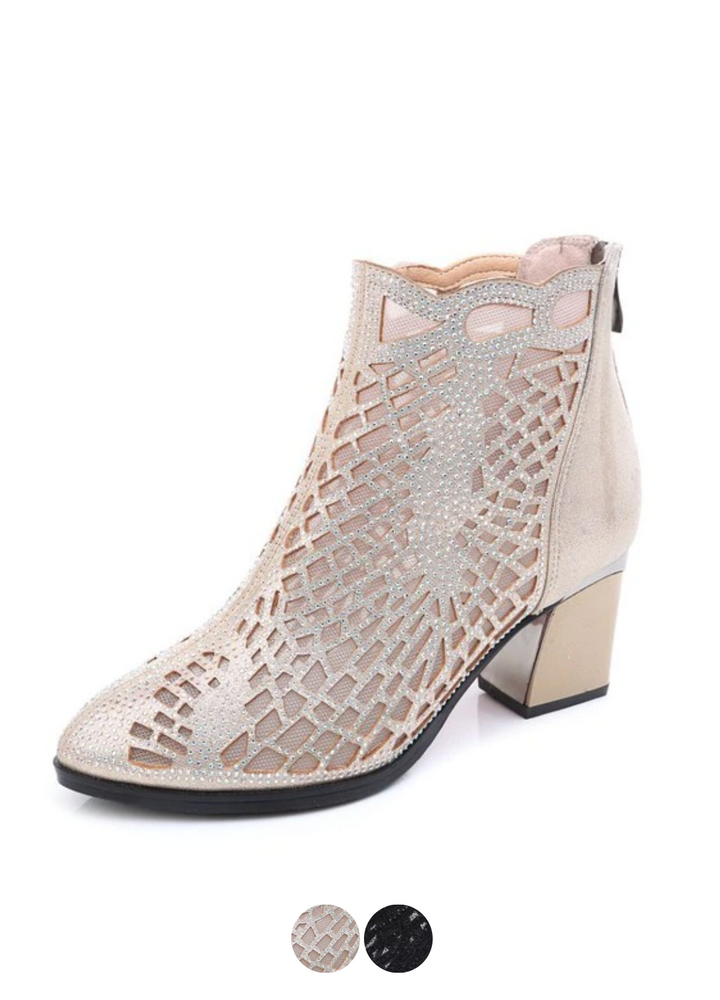 Kenia Women&